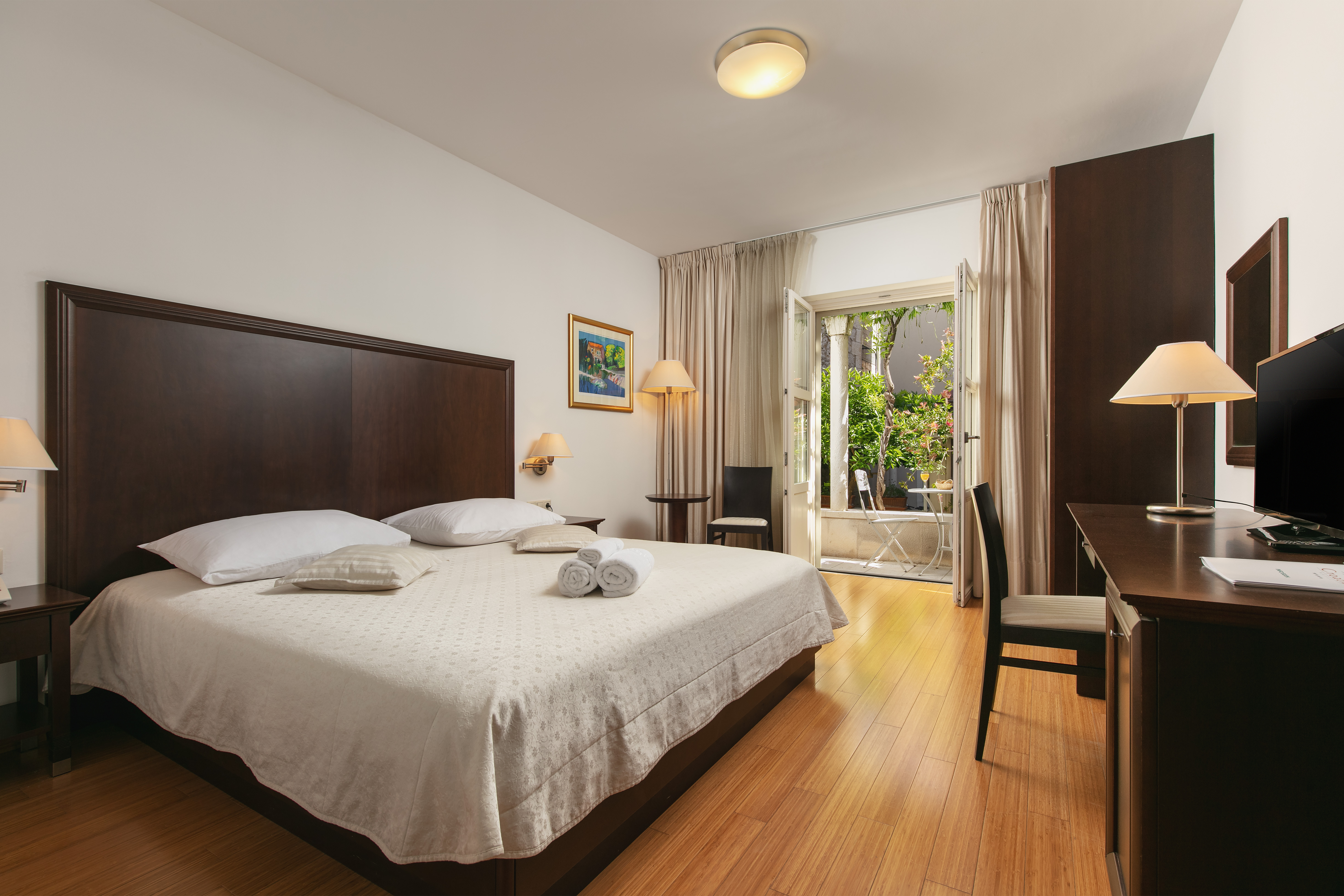 Double room with garden exit Hotel Croatia Rooms In Baska Voda