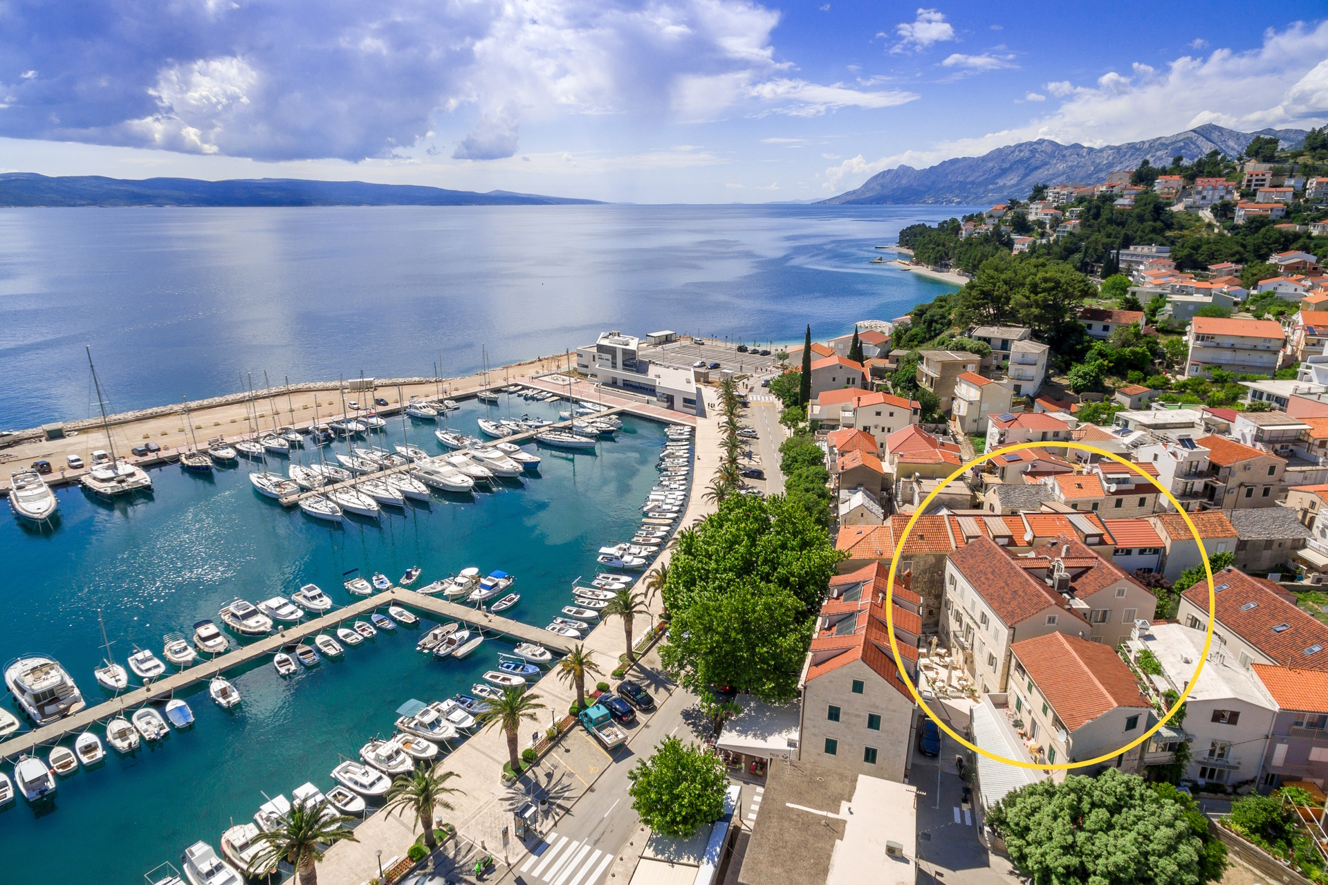Hotel Croatia Baska Voda | Located 100m from sea